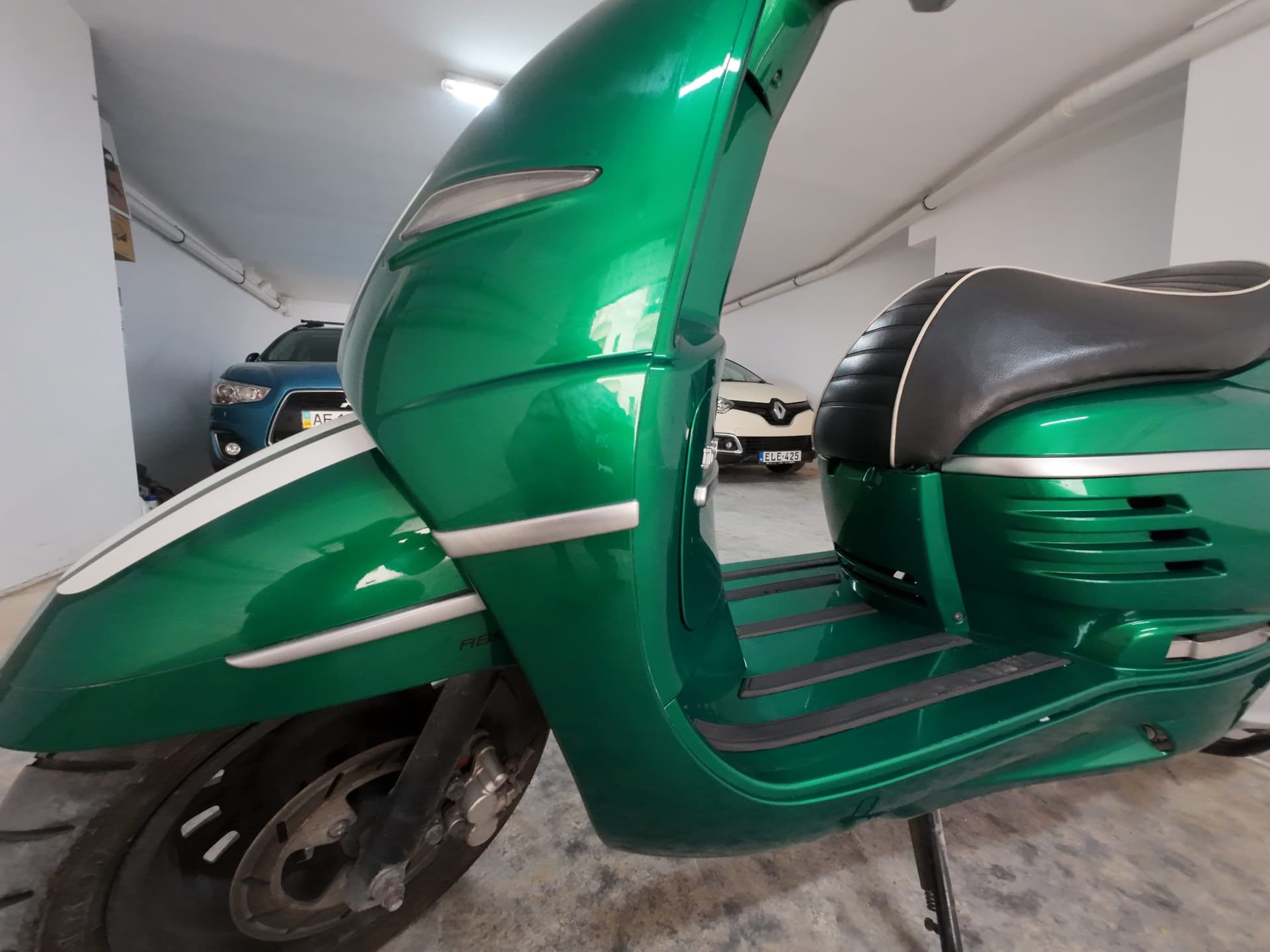 2022 Peugeot Django 125 Racing Green 15