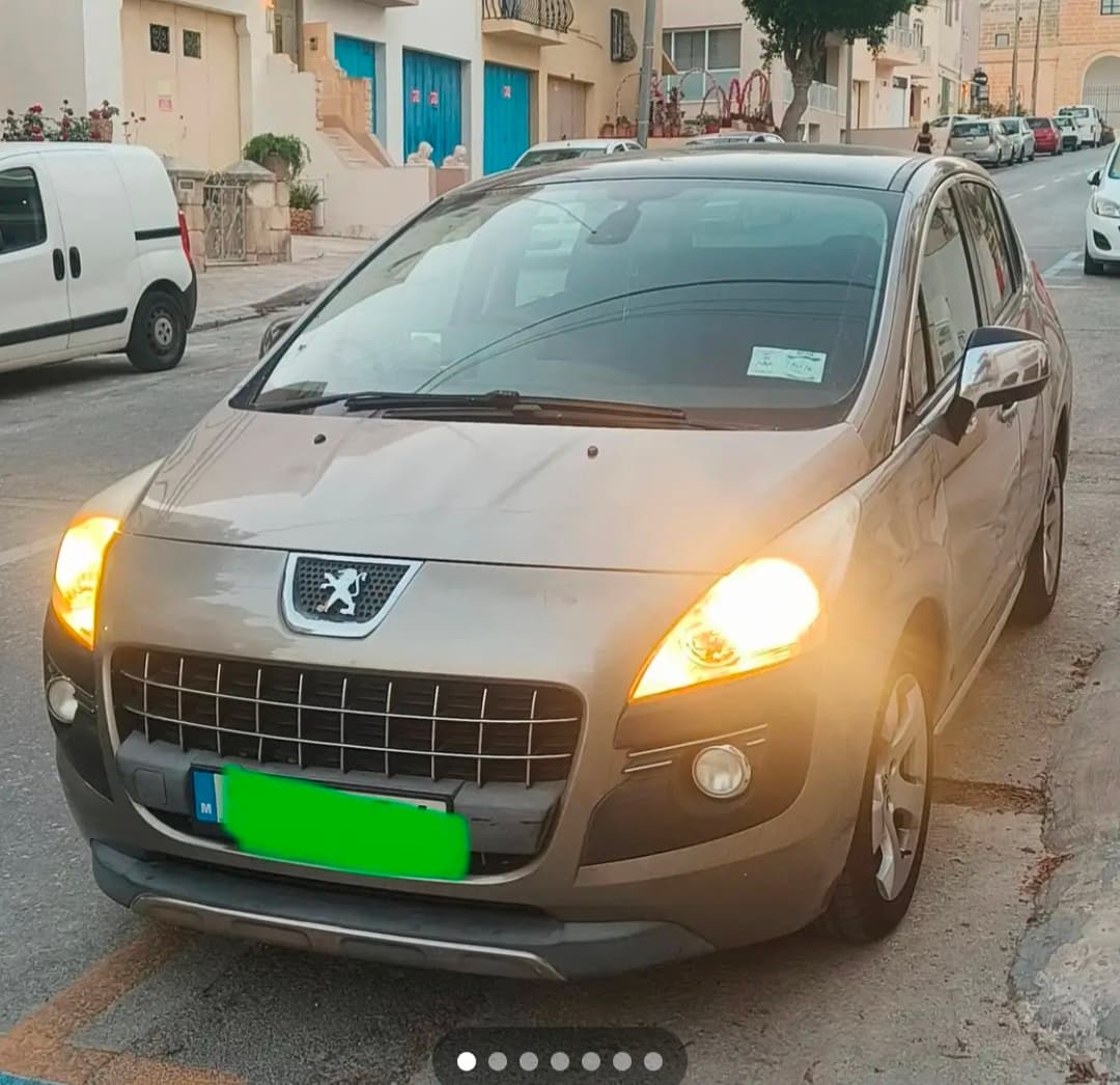 2011 Peugeot 3008