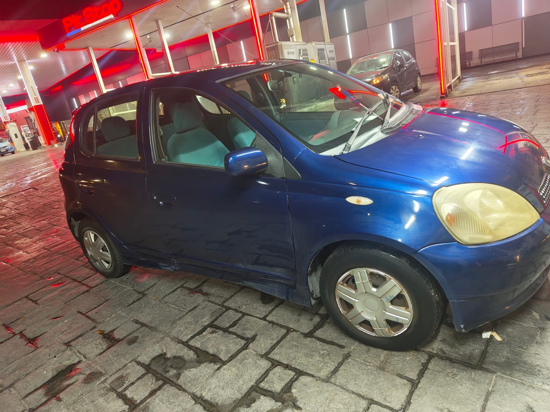 1999 Toyota Vitz RS 5