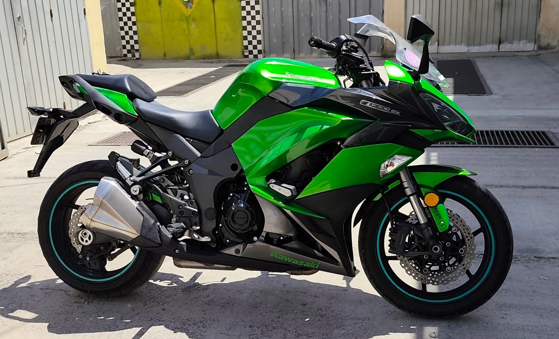 2017 Kawasaki Z1000 SX