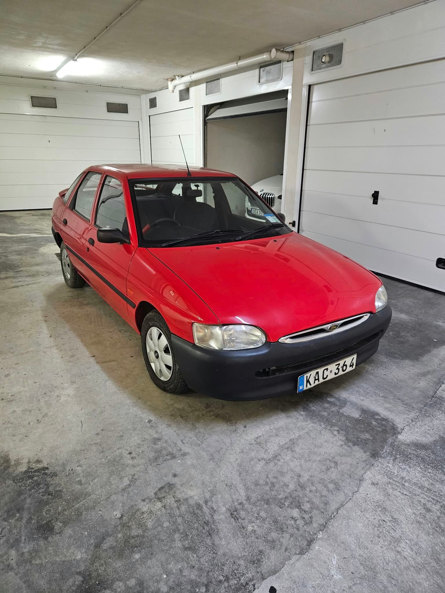 1996 Ford Escort Mk 6  3