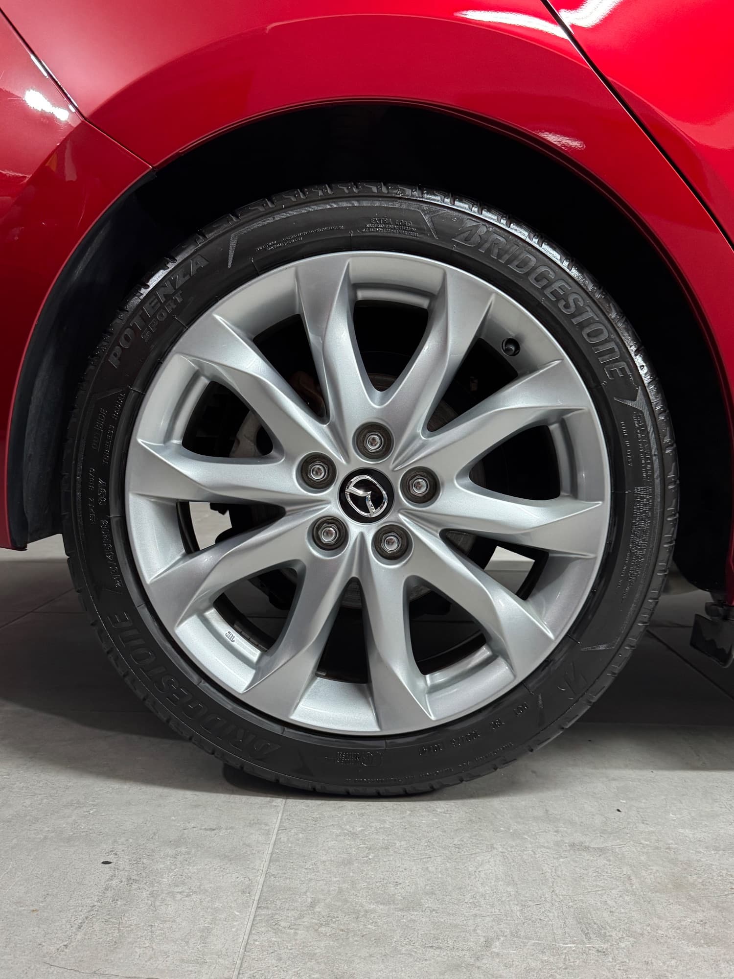 2015 Mazda Mazda3 SKYACTIV-D High Touring 3