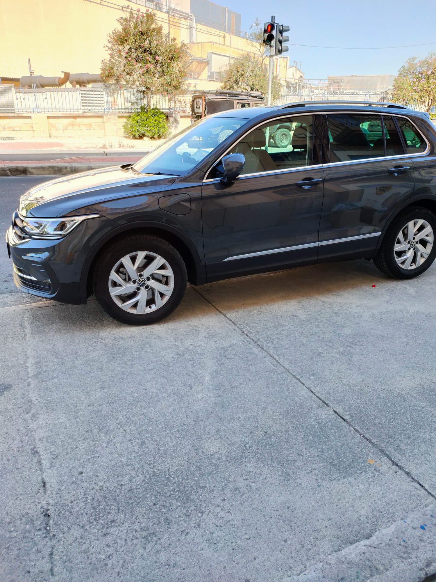 2022 Volkswagen Tiguan TSI eHybrid
