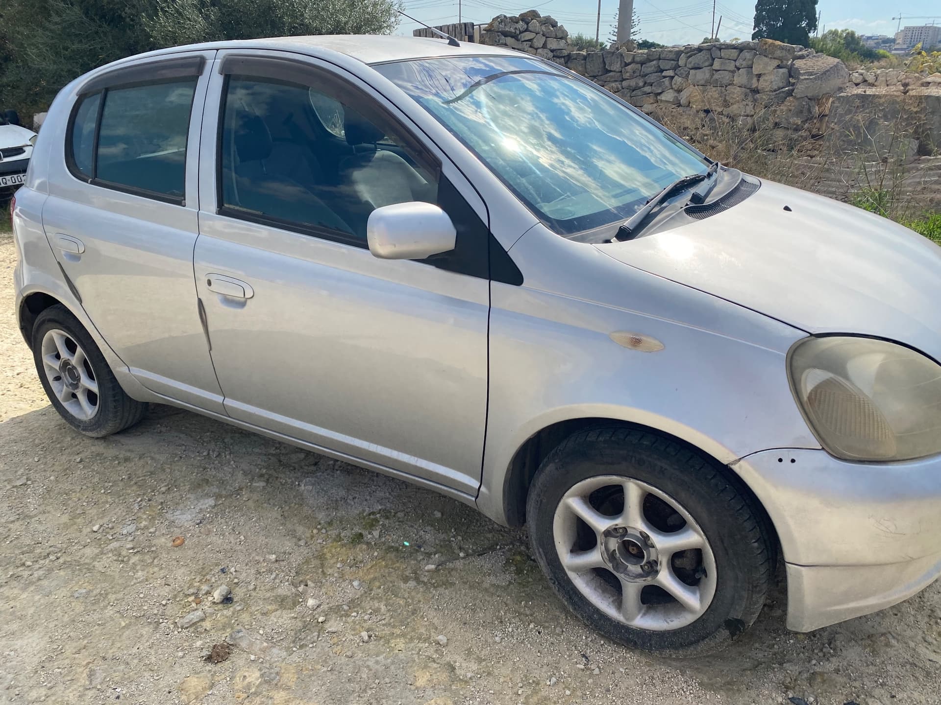1999 Toyota Vitz