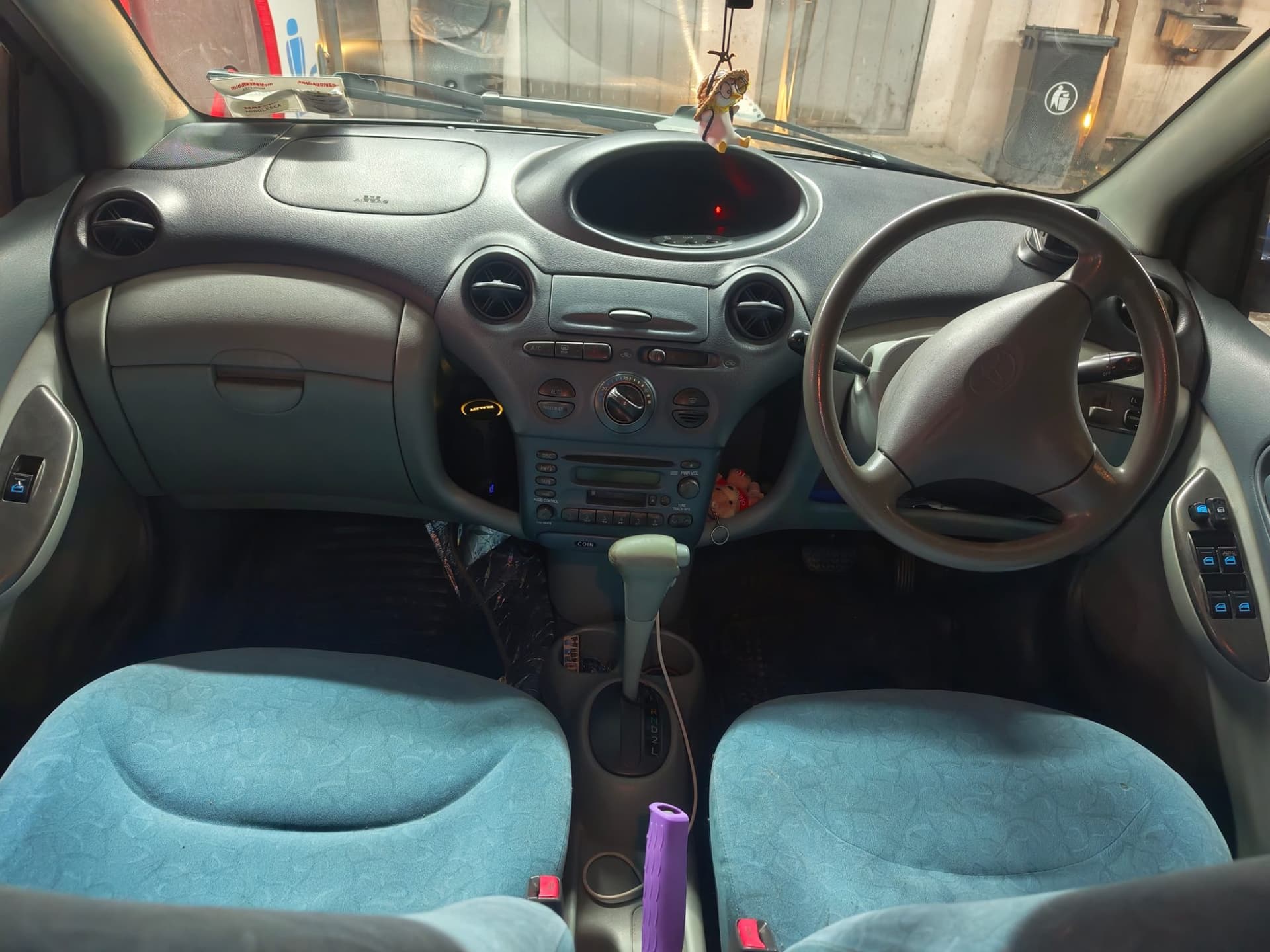 1999 Toyota Vitz RS 8