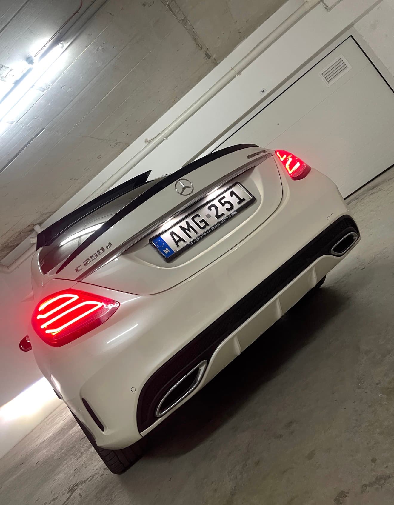 2016 Mercedes-Benz C Class AMG PREMIUM PLUS 2