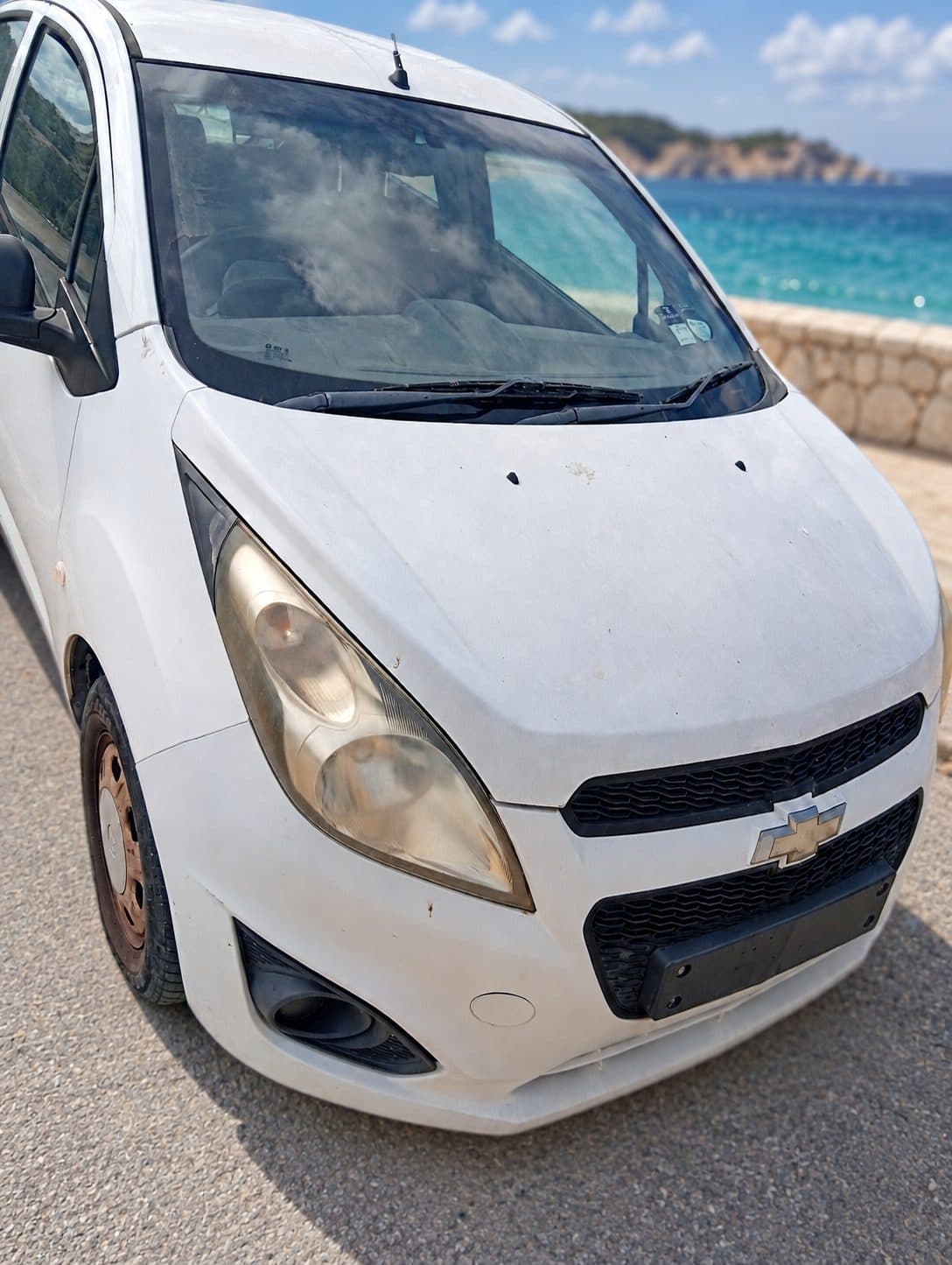 2014 Chevrolet Spark null 2