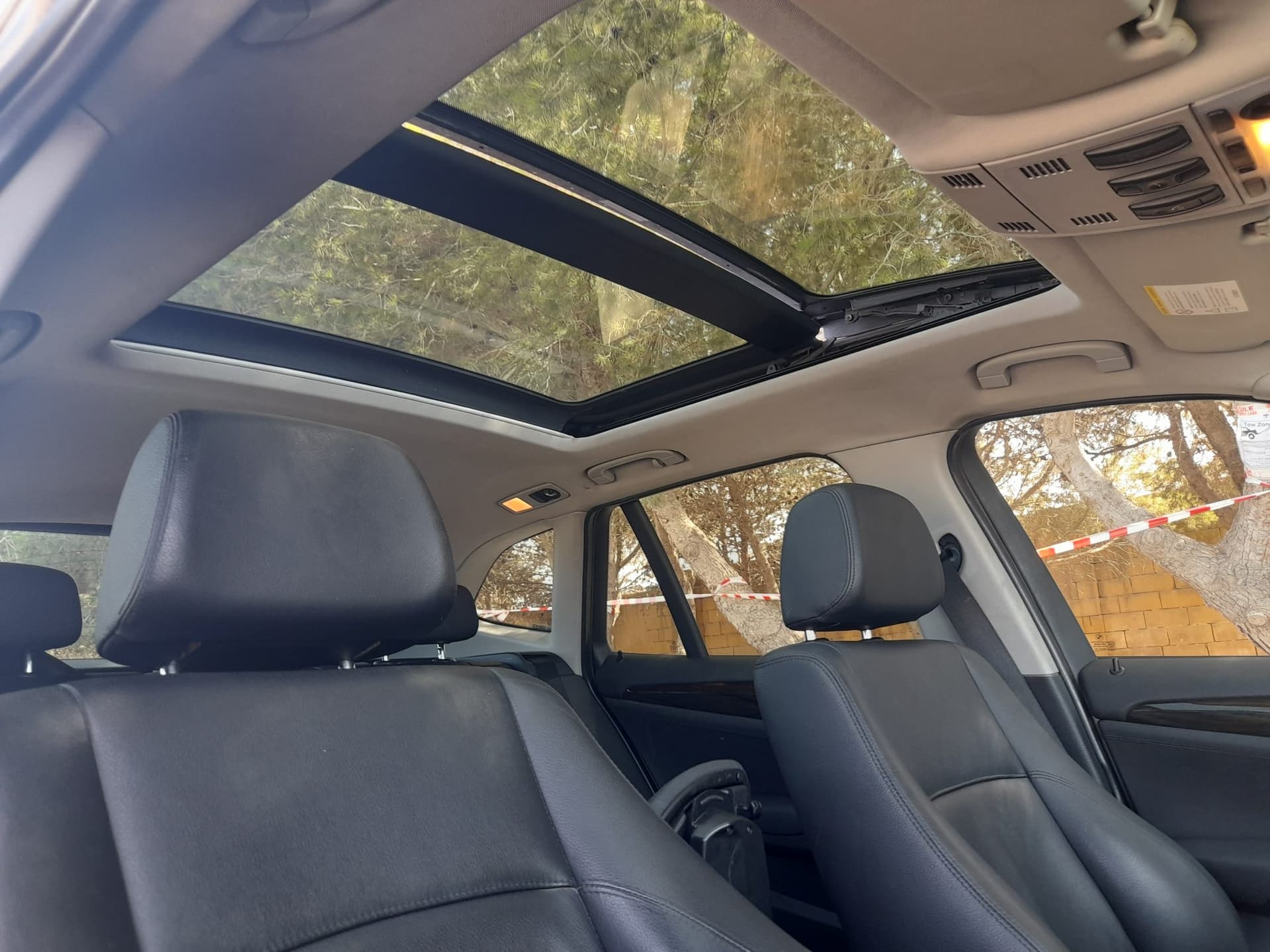 2010 BMW X1 8