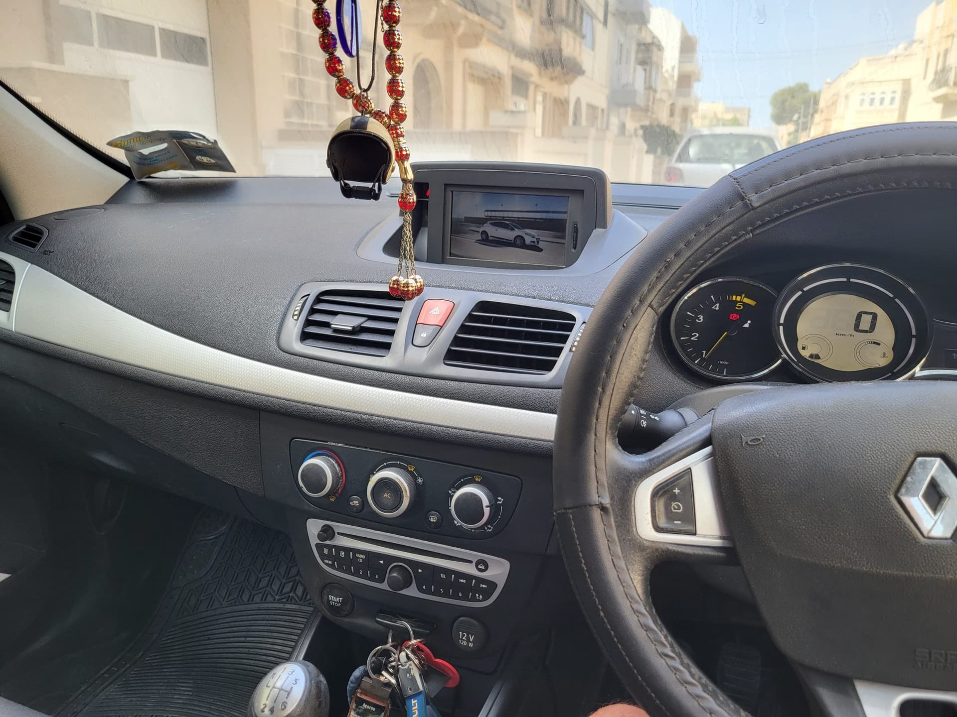 2013 Renault Megane Dynamique TomTom 3