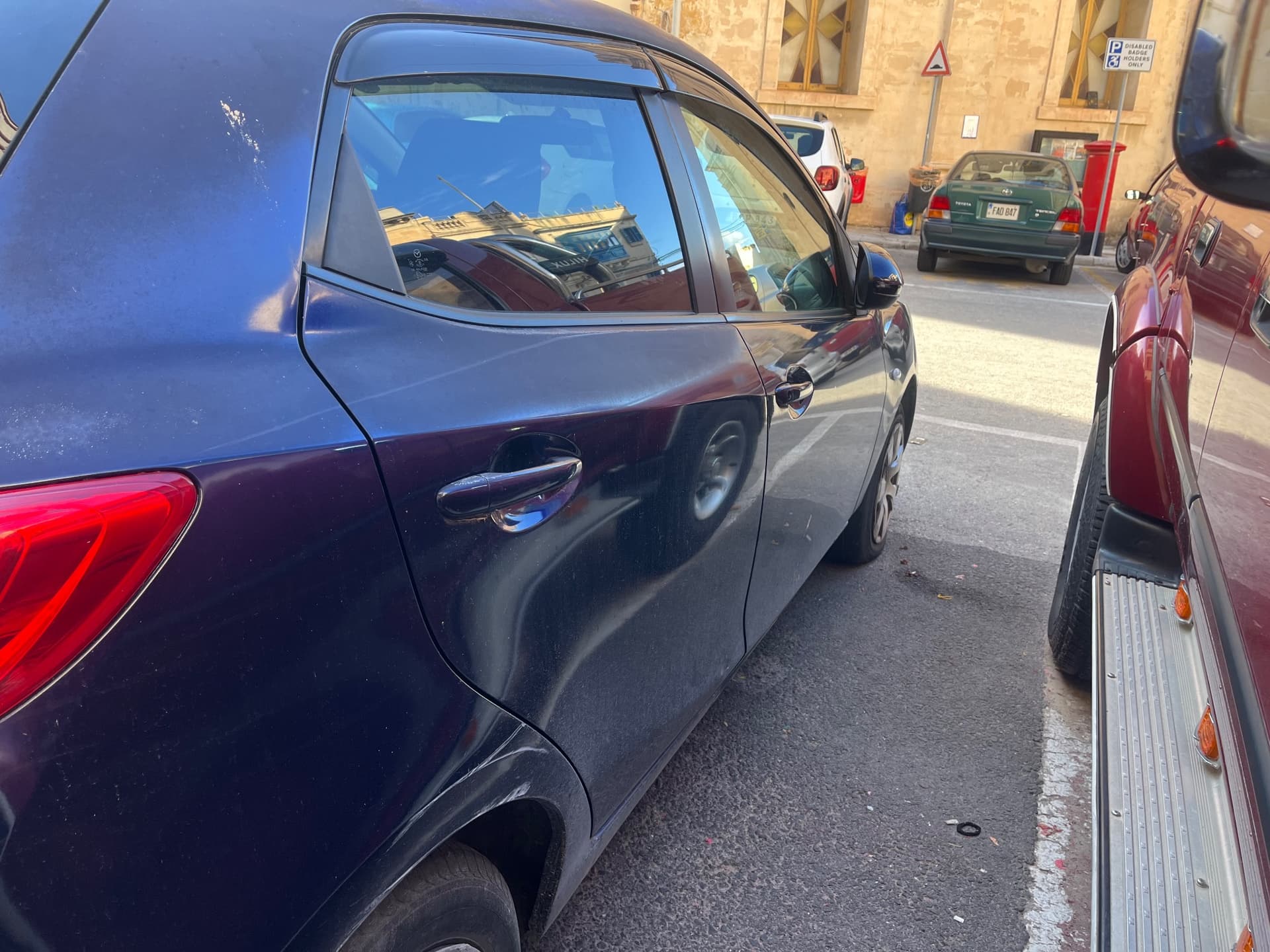 2013 Mazda Demio 6