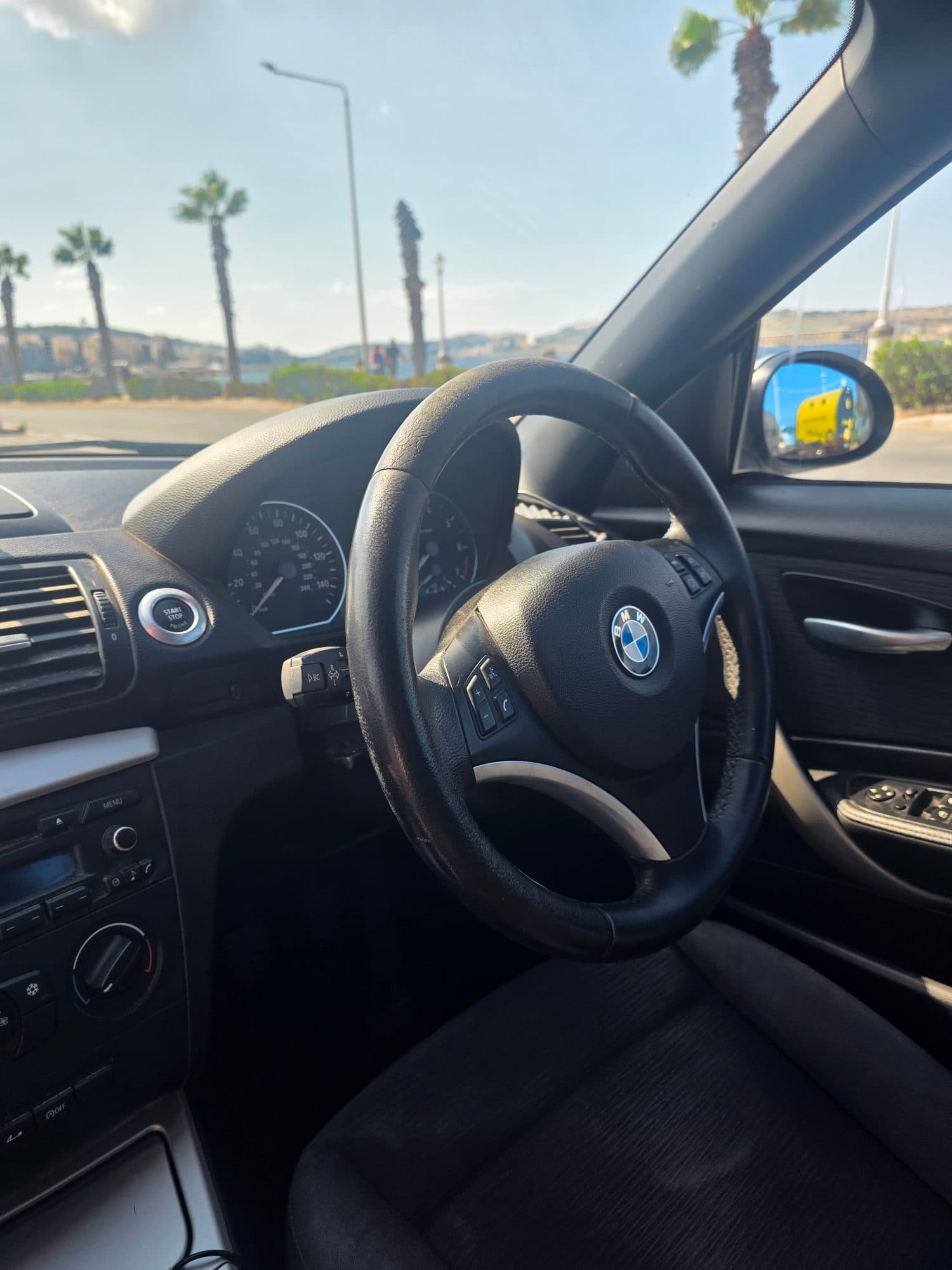 2009 BMW 1 Series 118i 9