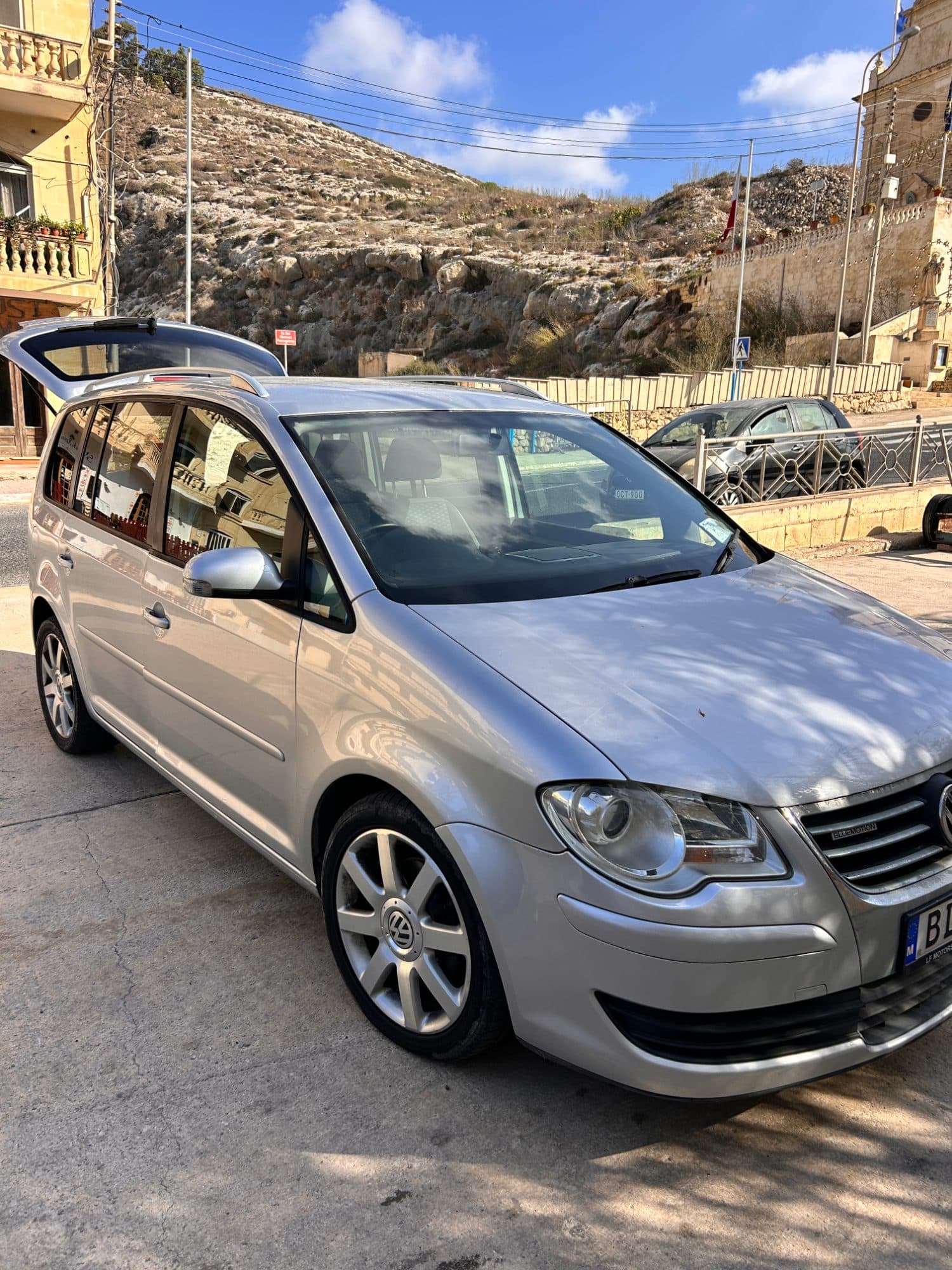 2009 Volkswagen Touran SE BlueMotion 1.9 TDI 1