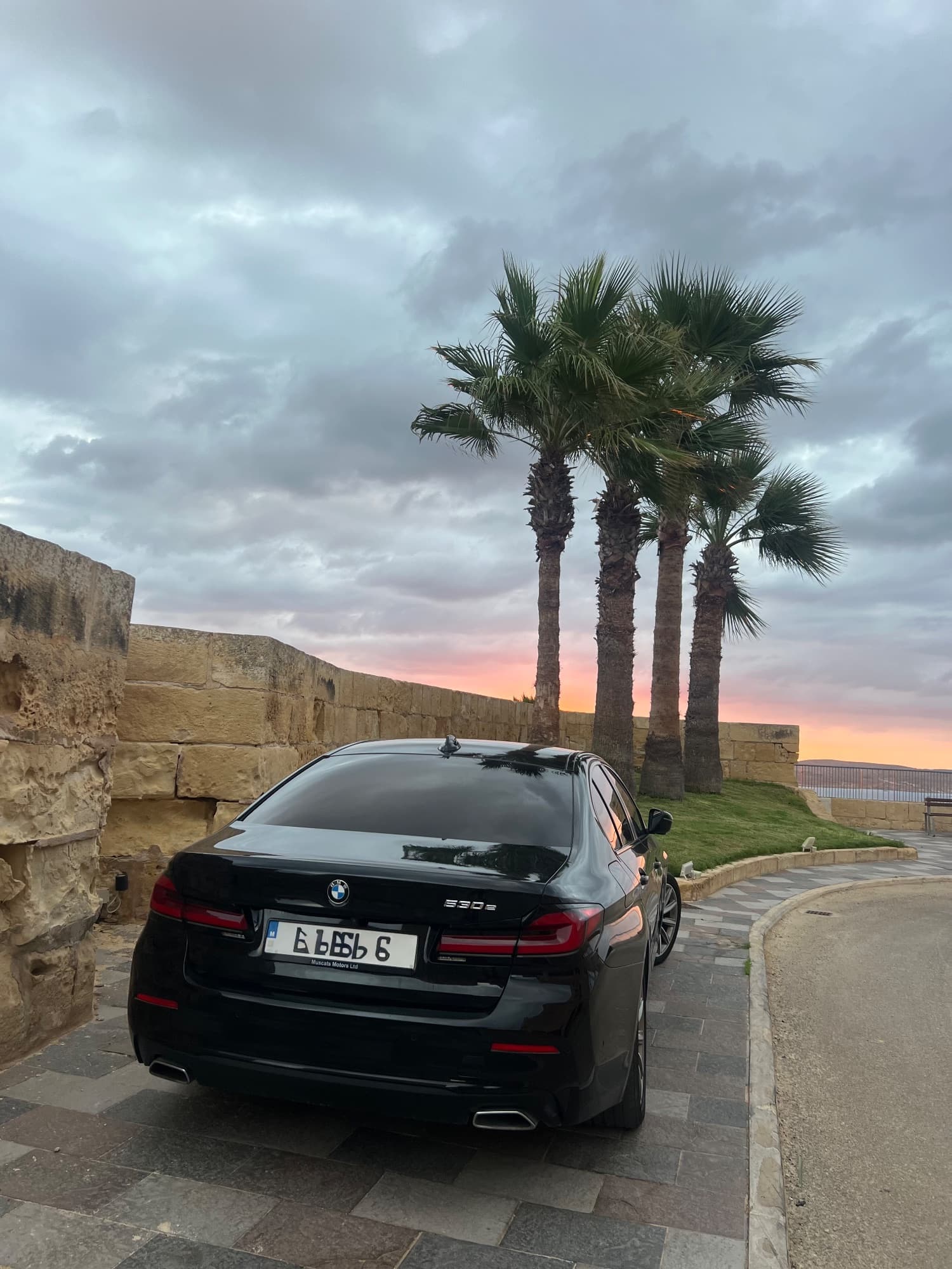 2021 BMW 5 Series 530e 3