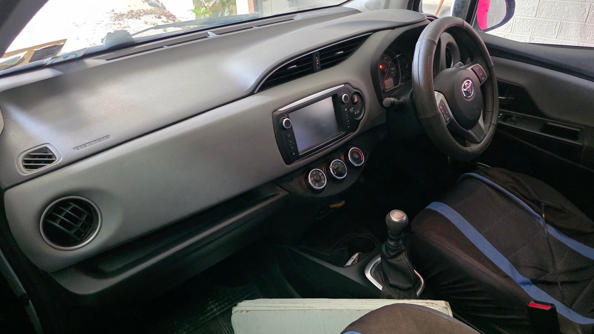 2016 Toyota Yaris 3